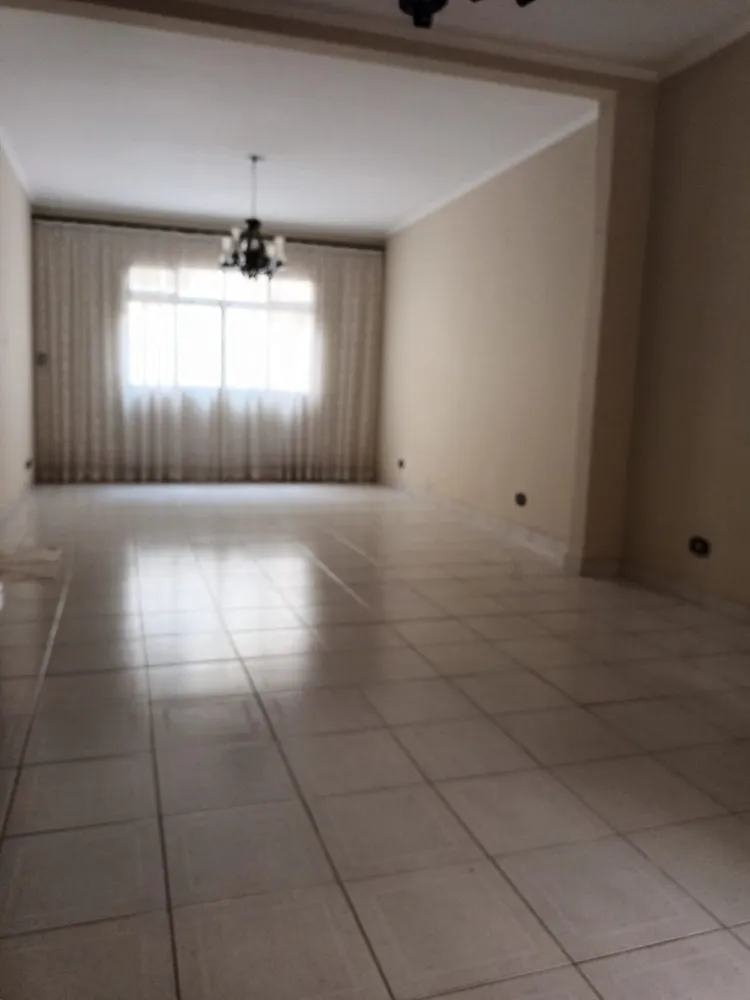 Casa, 3 quartos, 180 m² - Foto 1