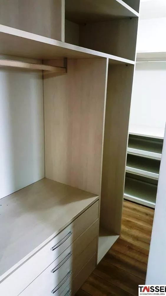 Apartamento à venda com 3 quartos, 111m² - Foto 2