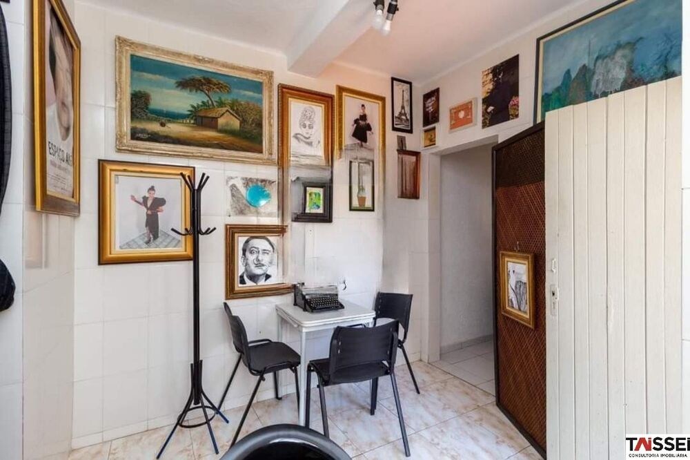 Casa à venda com 4 quartos, 157m² - Foto 3