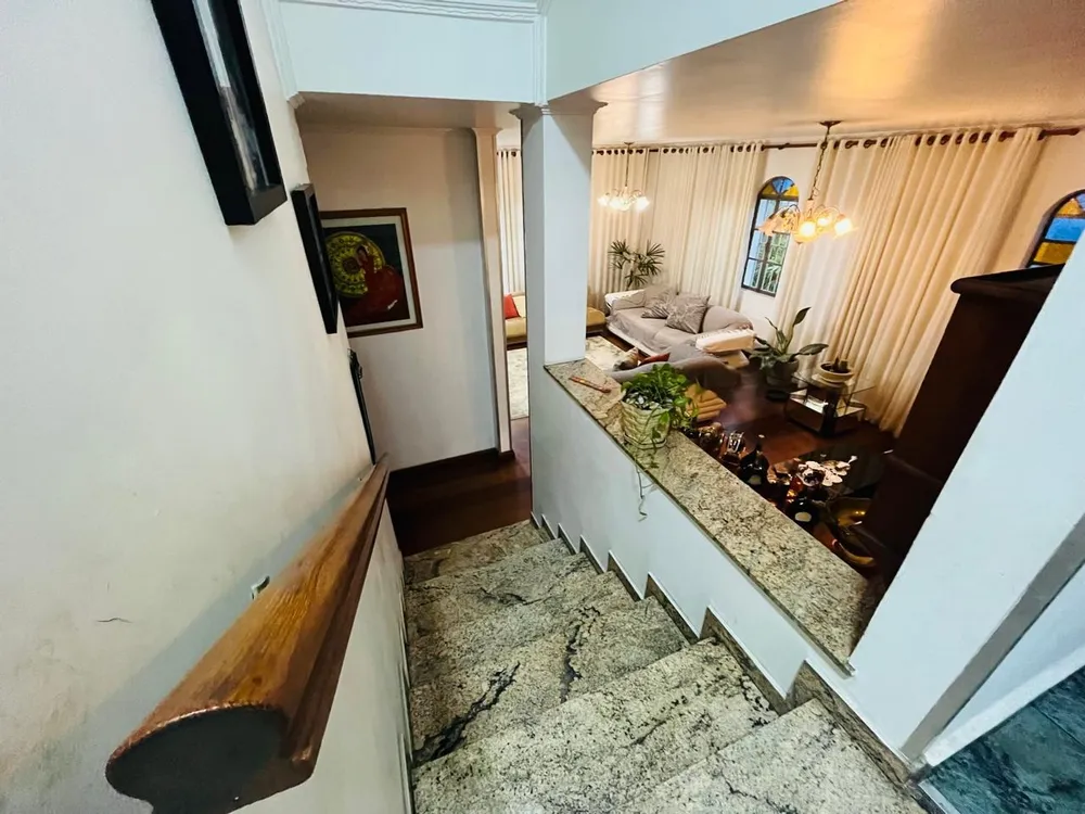 Casa, 4 quartos, 328 m² - Foto 3