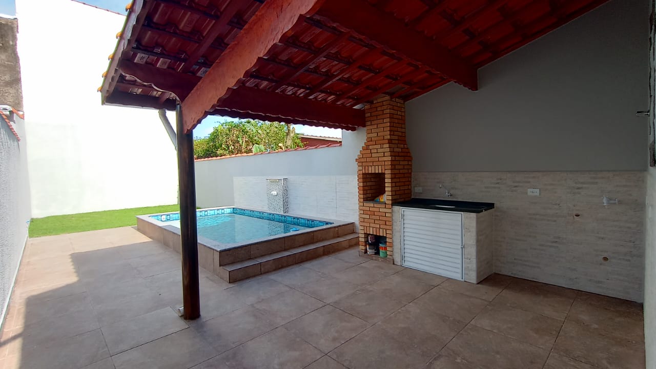 Casa, 3 quartos, 225 m² - Foto 1