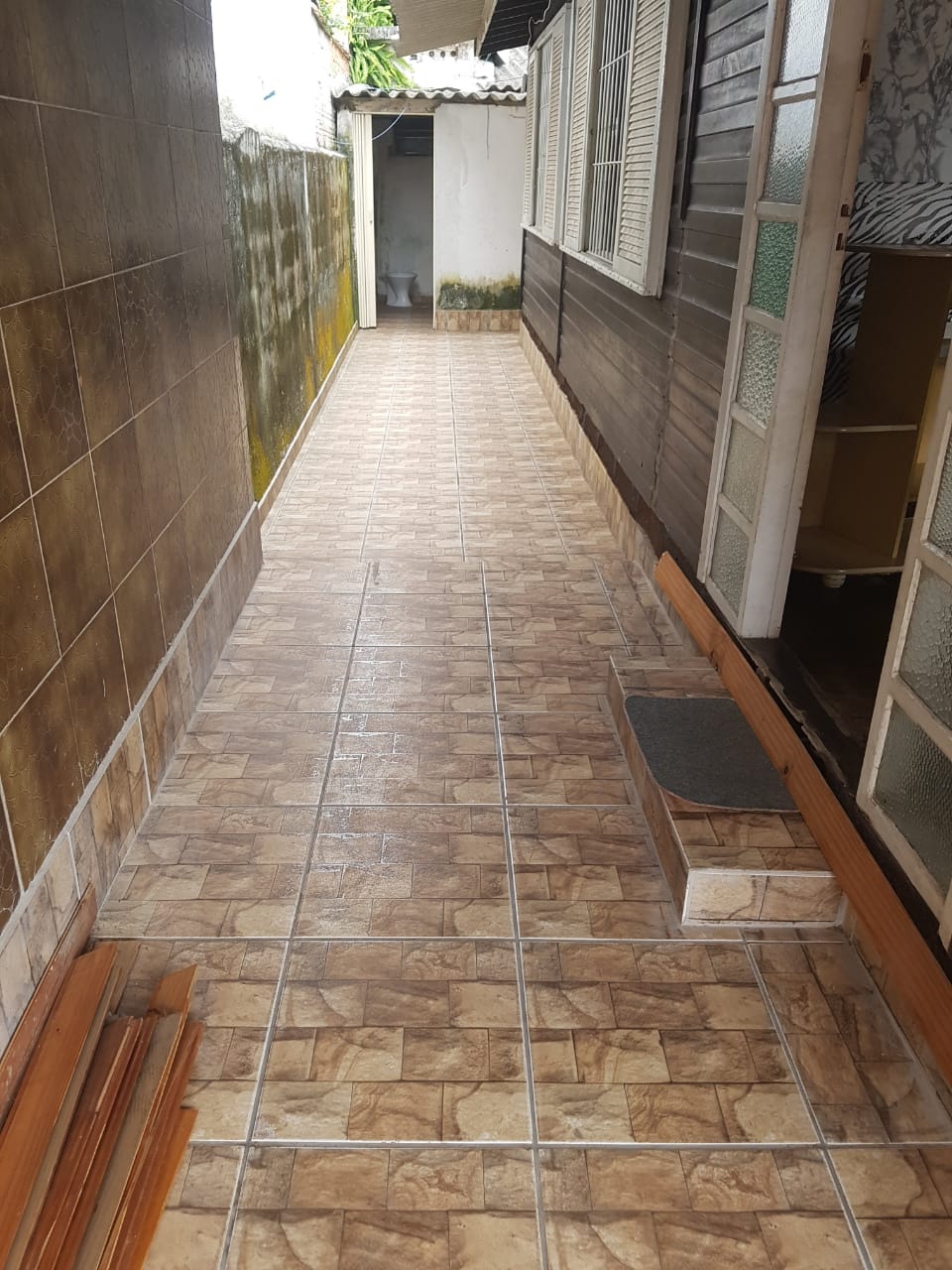 Apartamento à venda com 2 quartos, 68m² - Foto 2