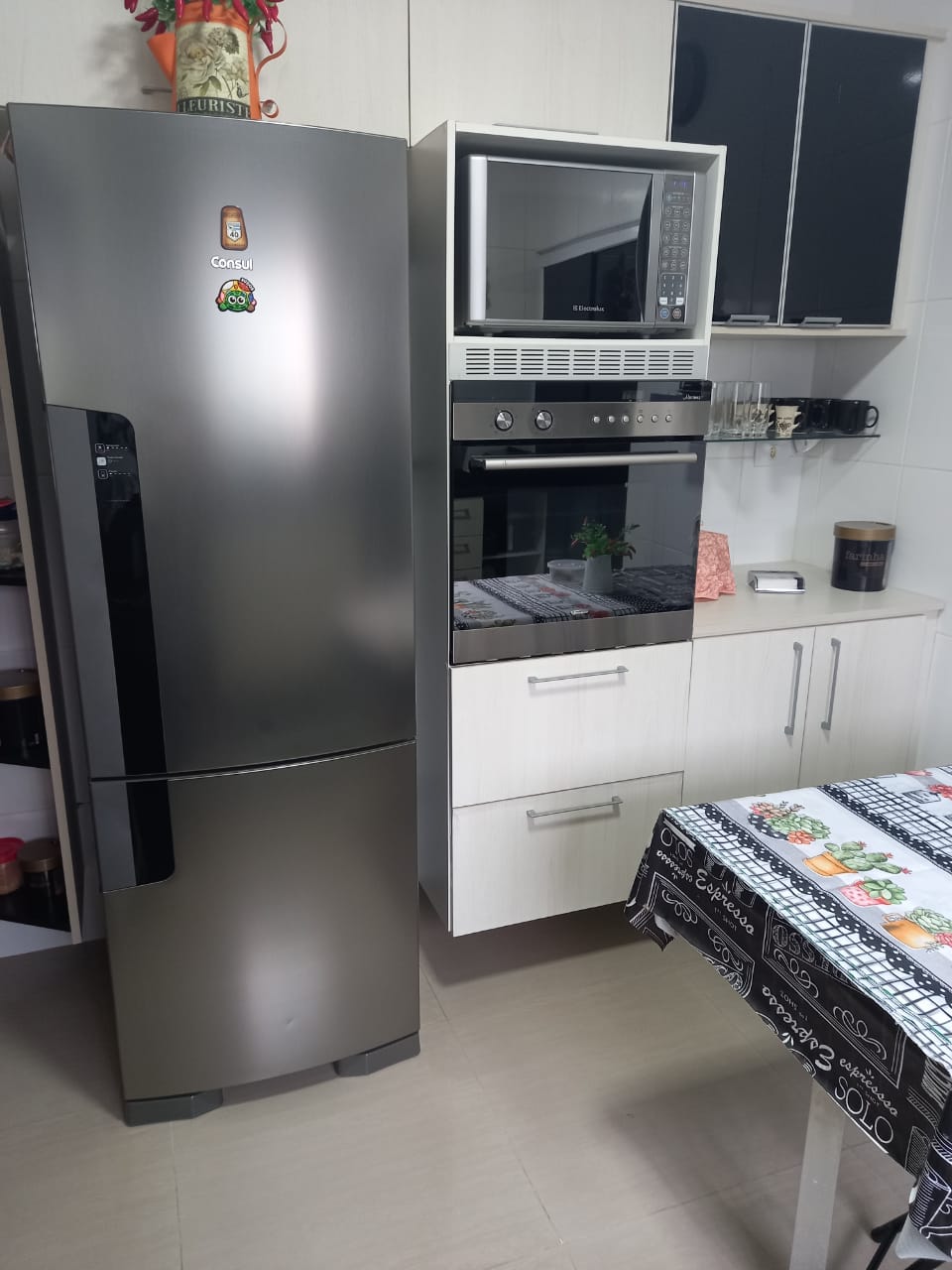 Apartamento para alugar com 3 quartos, 96m² - Foto 13