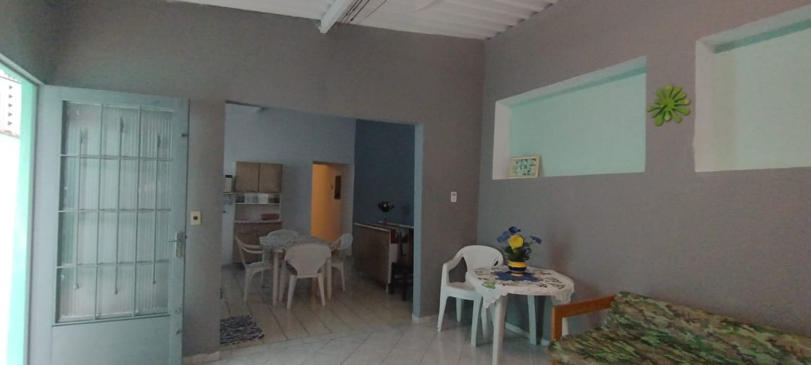 Casa à venda com 2 quartos, 84m² - Foto 2