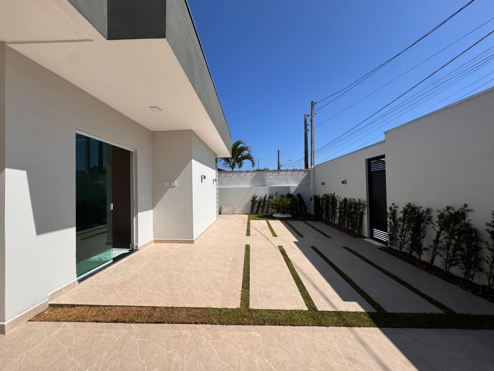 Casa à venda com 3 quartos, 98m² - Foto 12