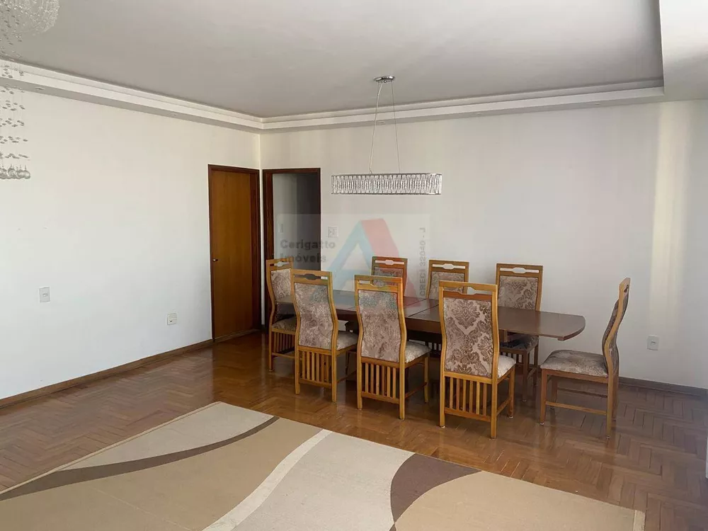 Apartamento à venda com 3 quartos, 140m² - Foto 2