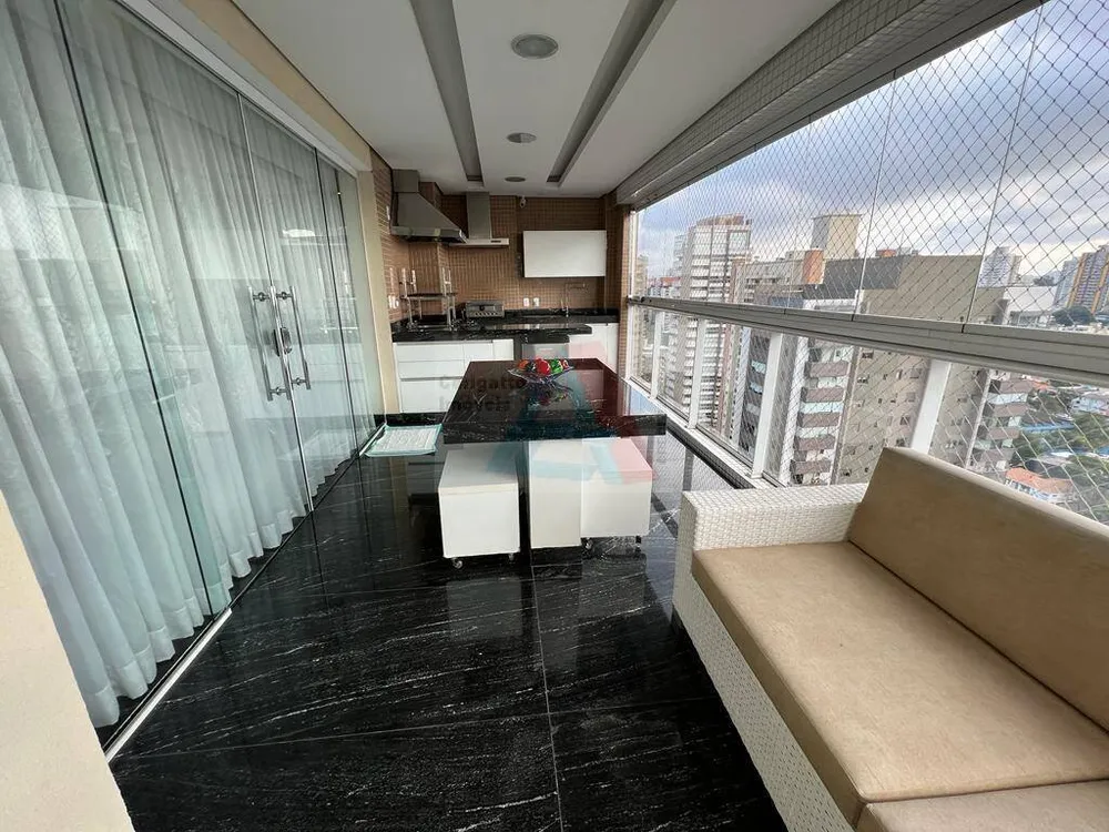 Apartamento, 3 quartos, 227 m² - Foto 1