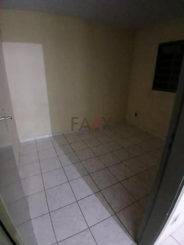 Casa à venda com 2 quartos, 43m² - Foto 2