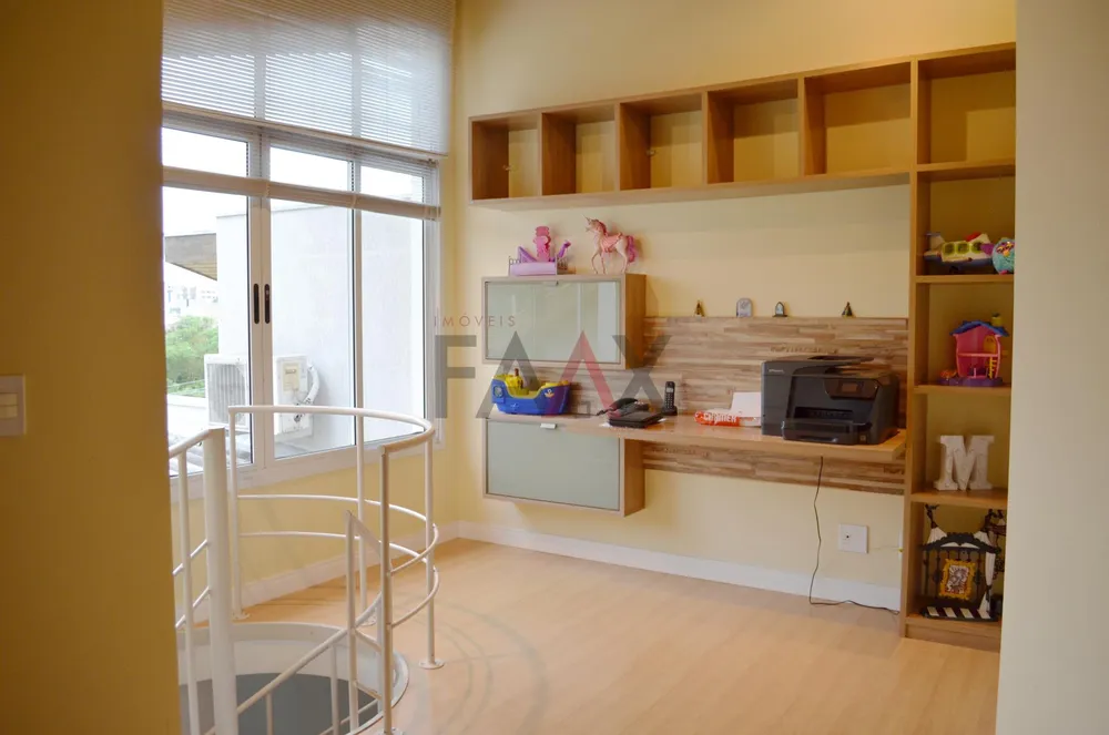 Sobrado, 3 quartos, 284 m² - Foto 8