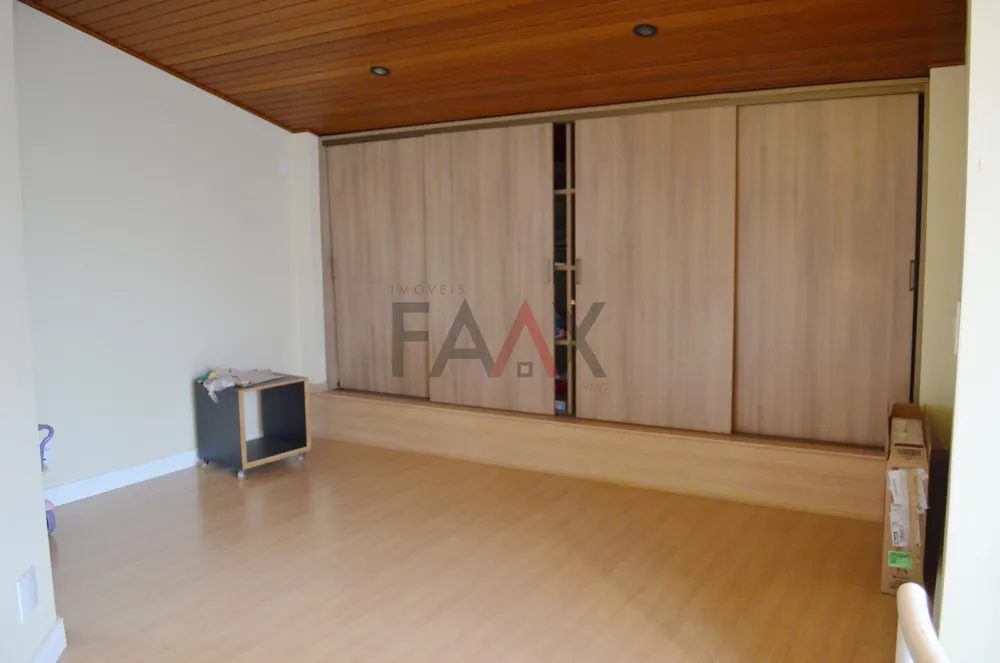 Sobrado, 3 quartos, 284 m² - Foto 9