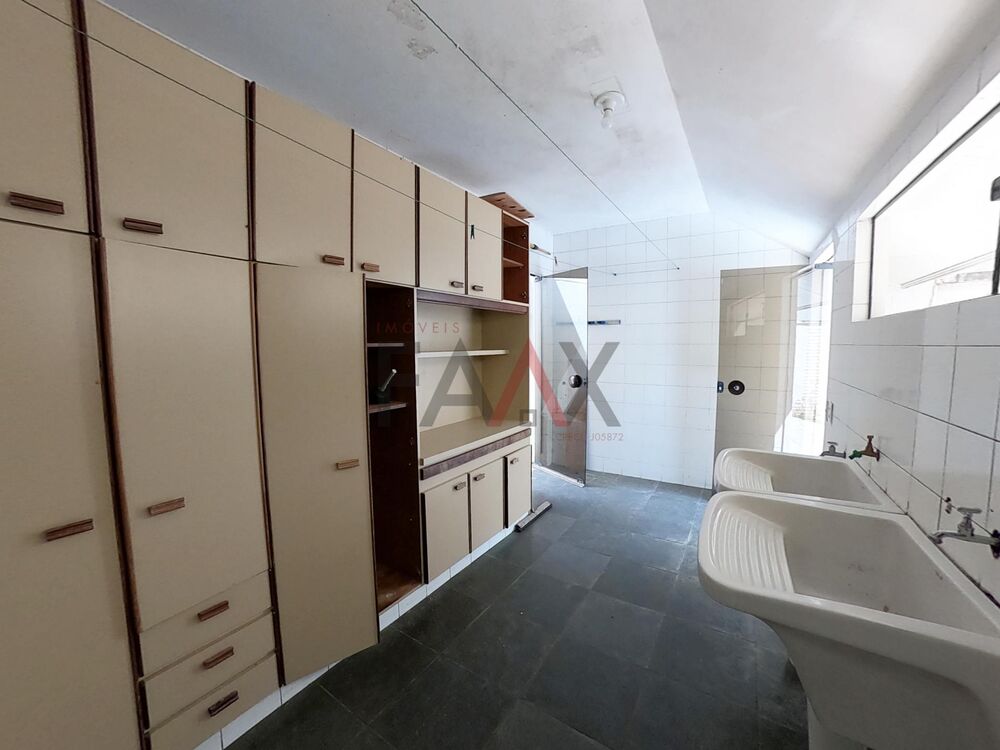 Sobrado à venda com 3 quartos, 248m² - Foto 10