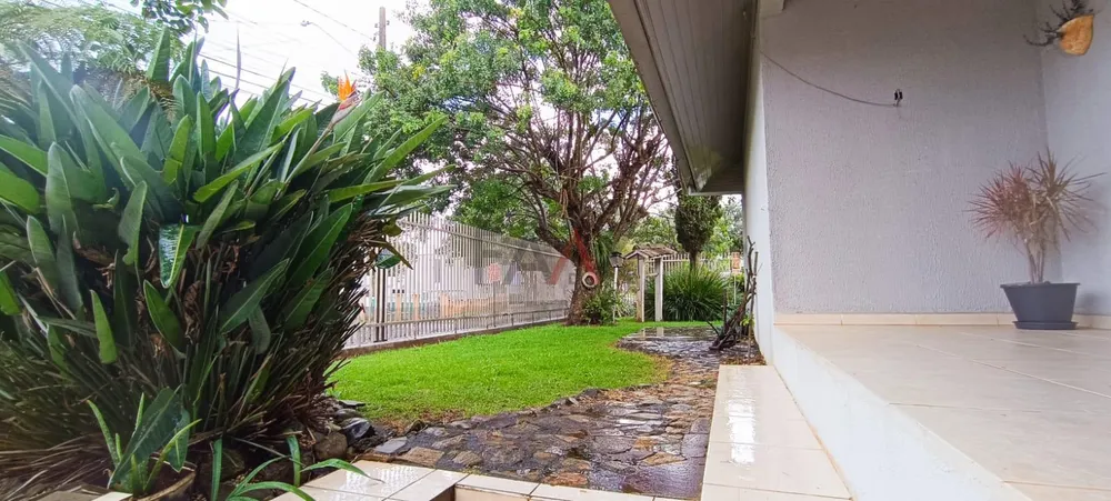 Sobrado, 5 quartos, 470 m² - Foto 1