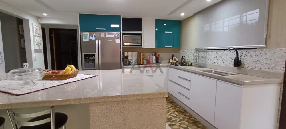 Casa, 4 quartos, 255 m² - Foto 2