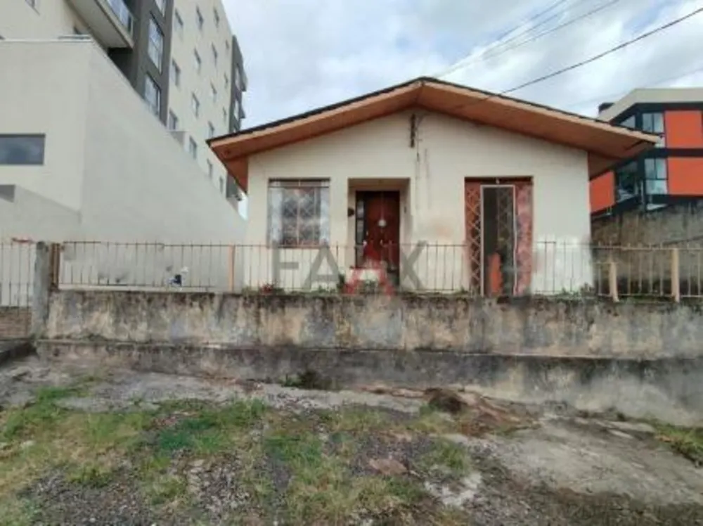 Casa, 4 quartos, 300 m² - Foto 1