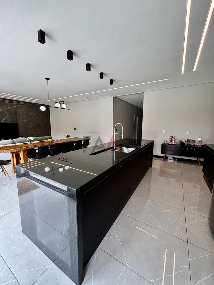Casa, 1400 m² - Foto 1
