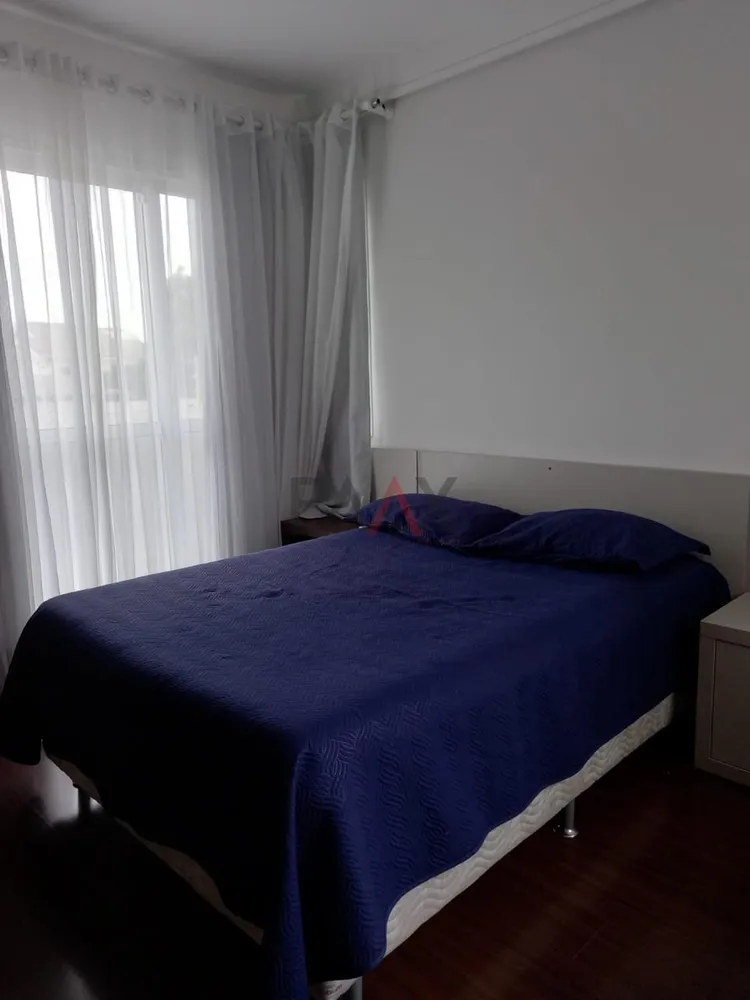 Sobrado, 3 quartos, 243 m² - Foto 8