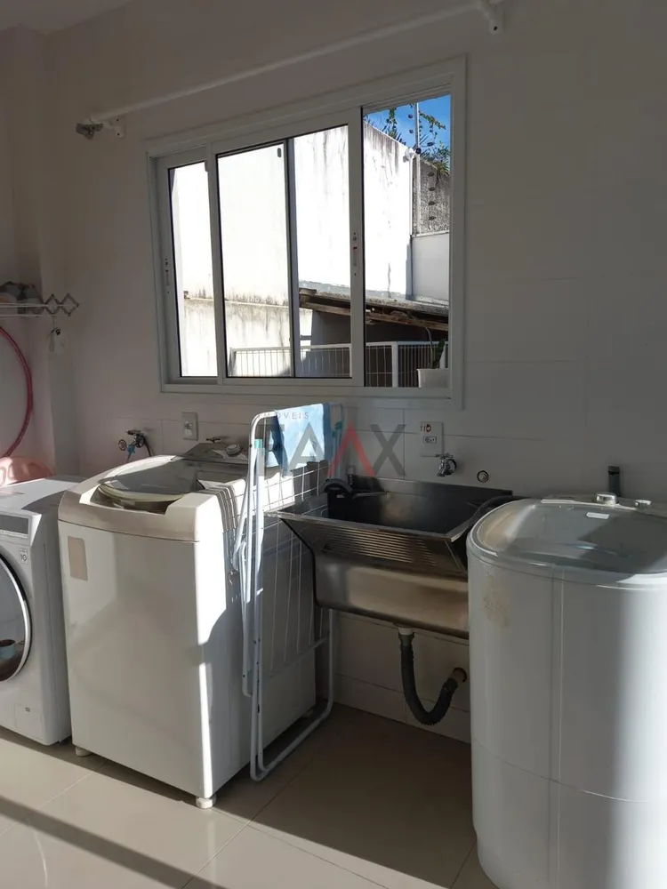 Sobrado, 3 quartos, 243 m² - Foto 12