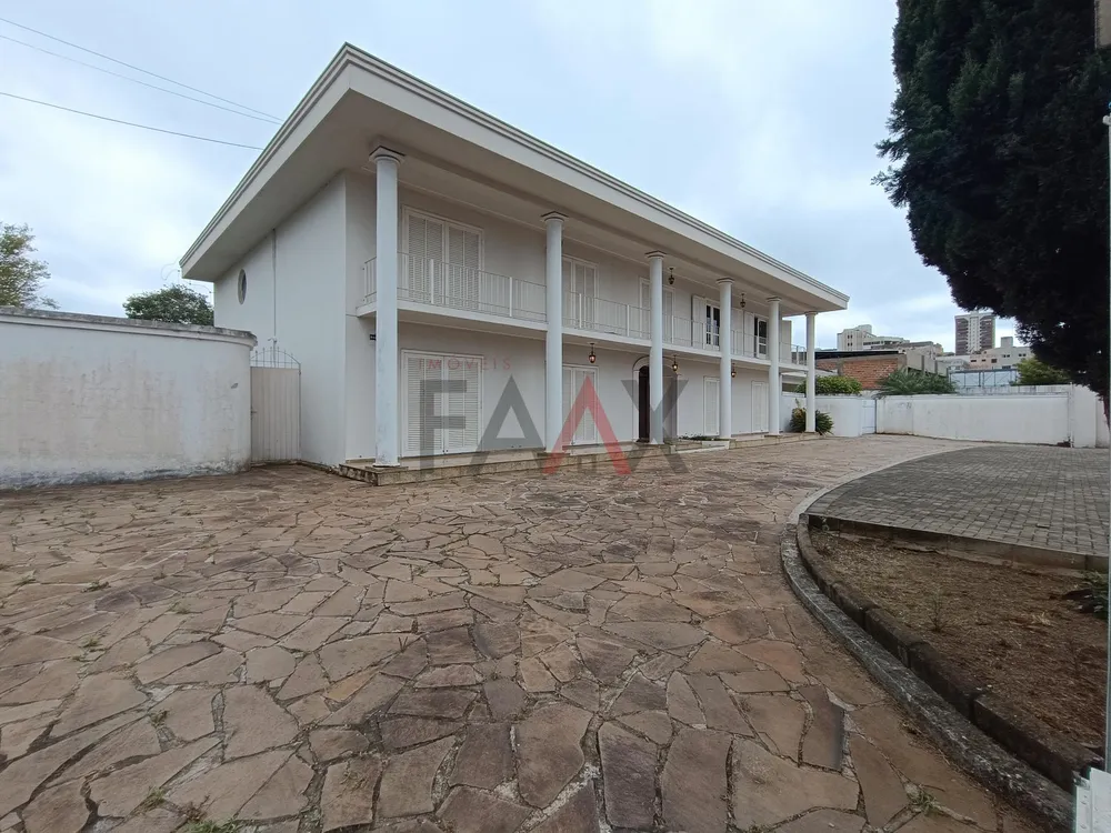 Sobrado, 6 quartos, 1000 m² - Foto 1