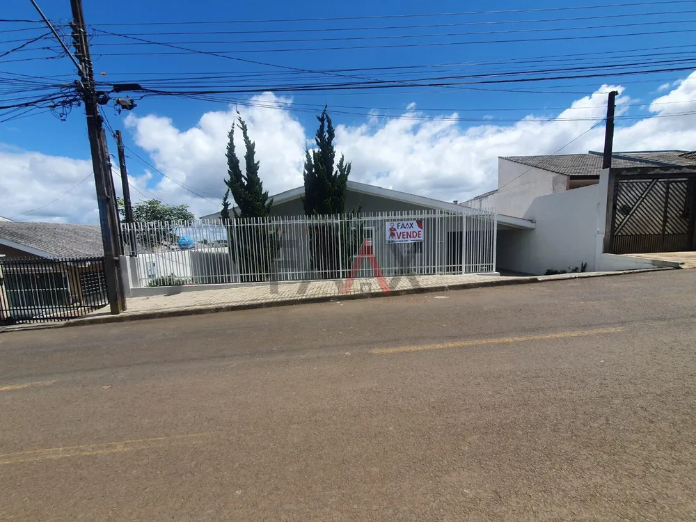Casa, 2 quartos, 170 m² - Foto 1