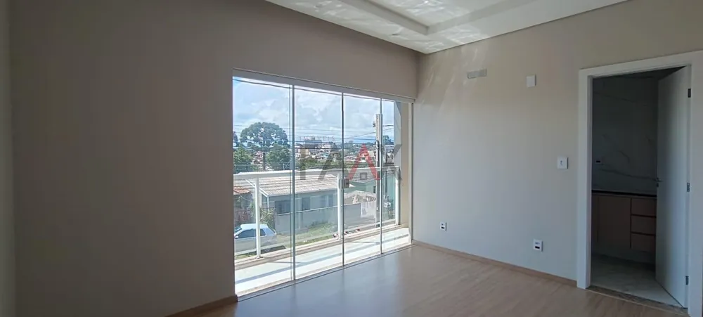 Sobrado, 4 quartos, 190 m² - Foto 2