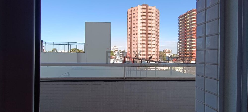 Apartamento para alugar com 2 quartos, 105m² - Foto 2
