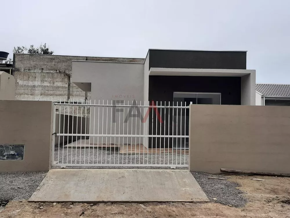 Casa à venda com 2 quartos, 82m² - Foto 1