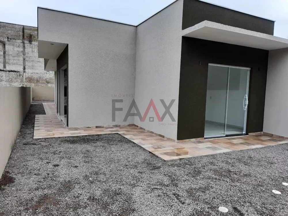 Casa à venda com 2 quartos, 82m² - Foto 2