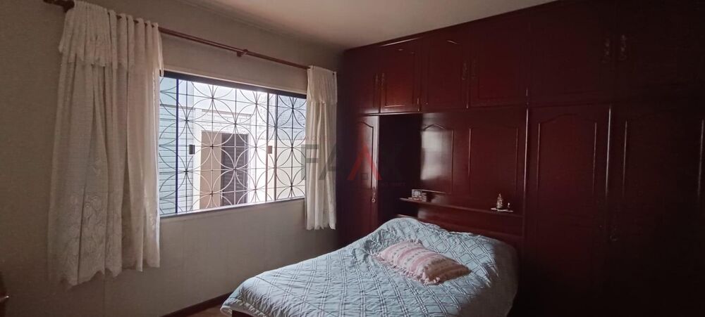 Casa à venda com 3 quartos, 168m² - Foto 9