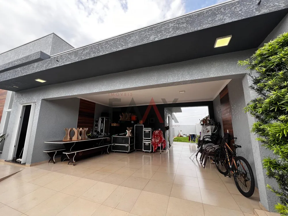 Casa, 3 quartos, 131 m² - Foto 2