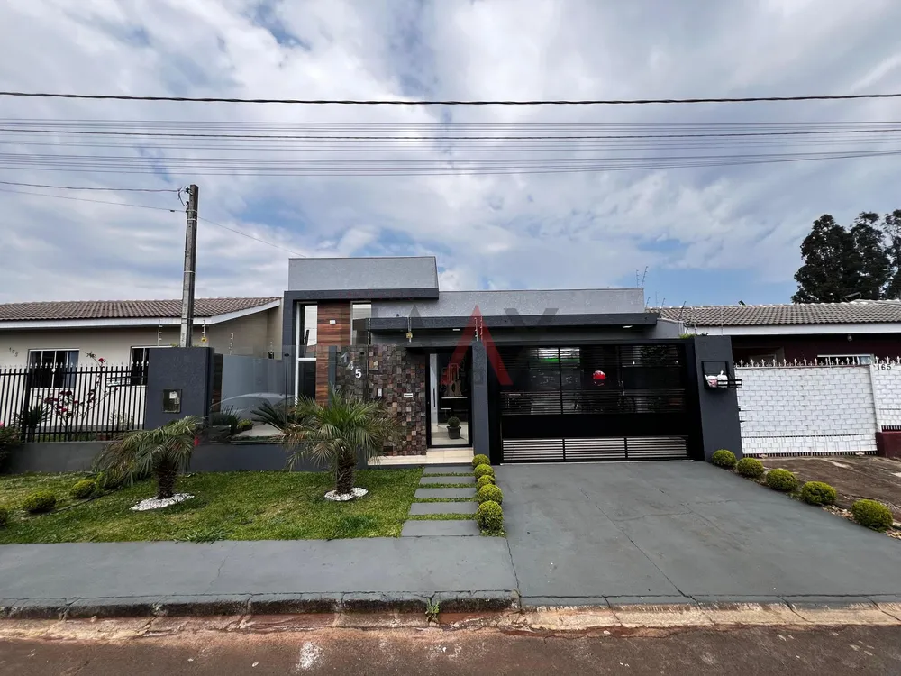 Casa, 3 quartos, 131 m² - Foto 1