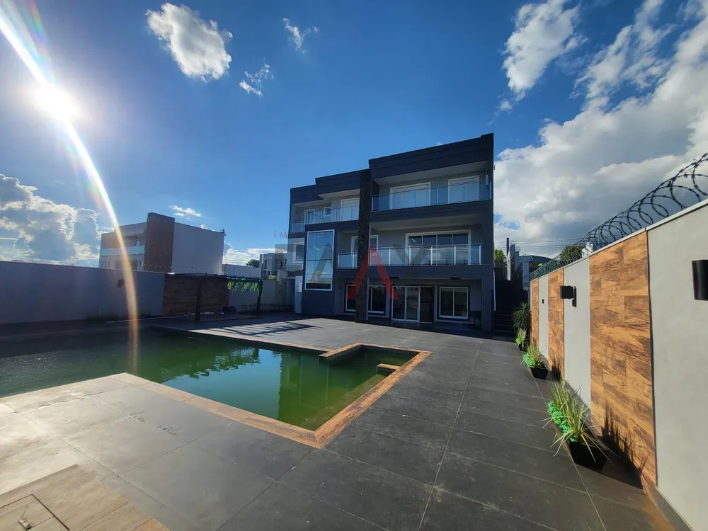 Sobrado, 3 quartos, 487 m² - Foto 1