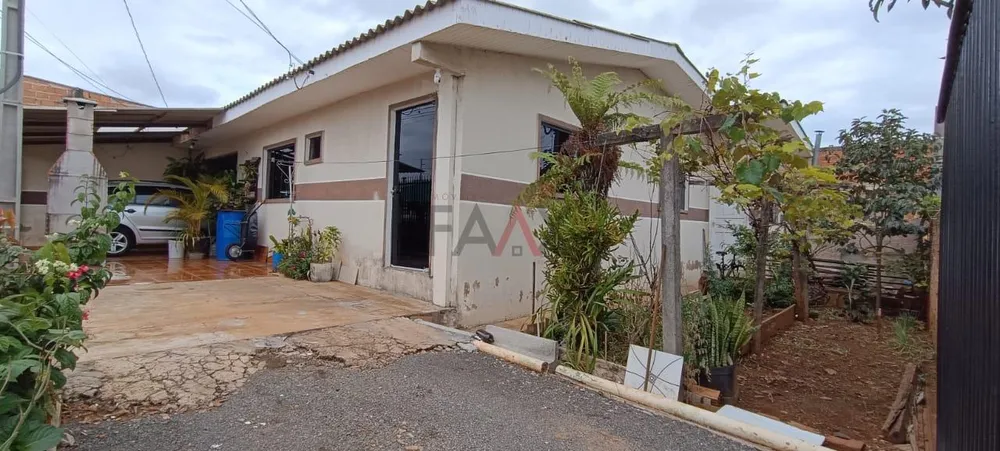 Casa, 2 quartos, 300 m² - Foto 1