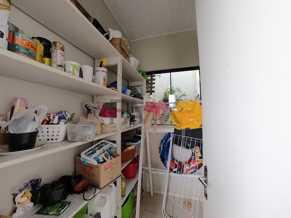 Sobrado à venda com 2 quartos, 362m² - Foto 4