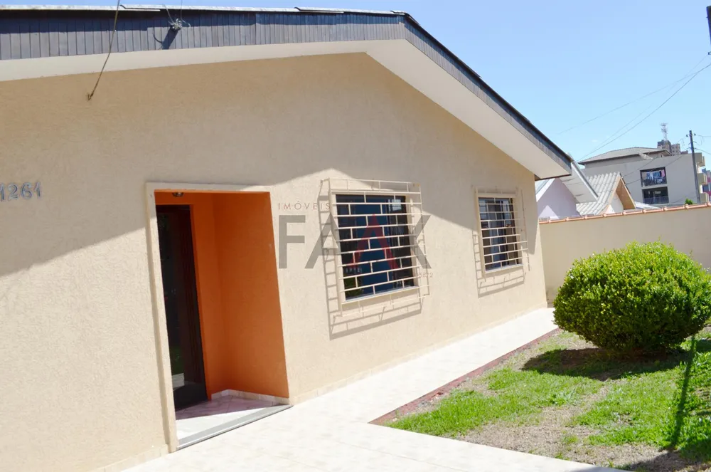 Casa, 3 quartos, 200 m² - Foto 2