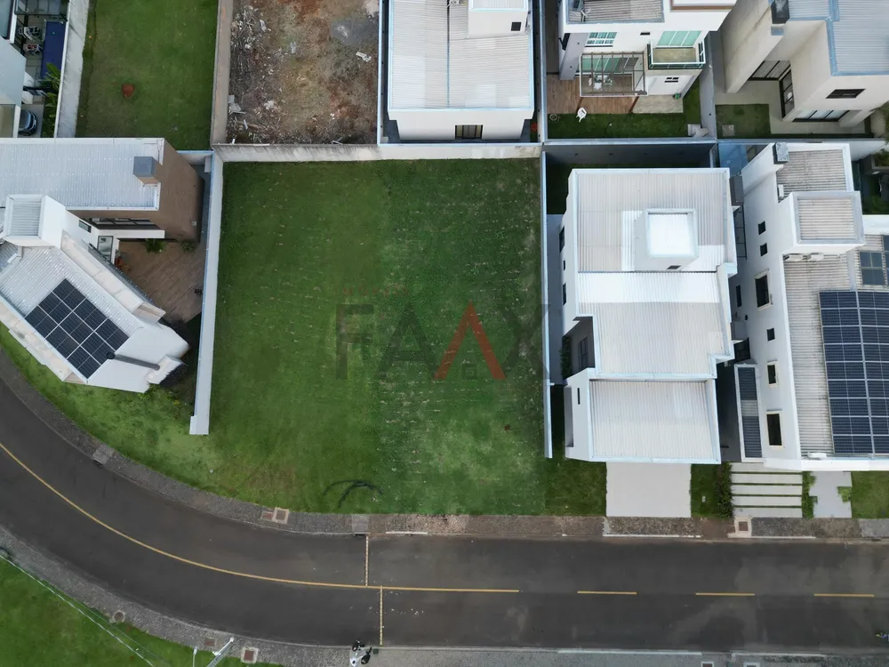 Terreno, 300 m² - Foto 3