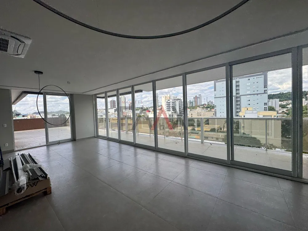 Apartamento, 3 quartos, 166 m² - Foto 2