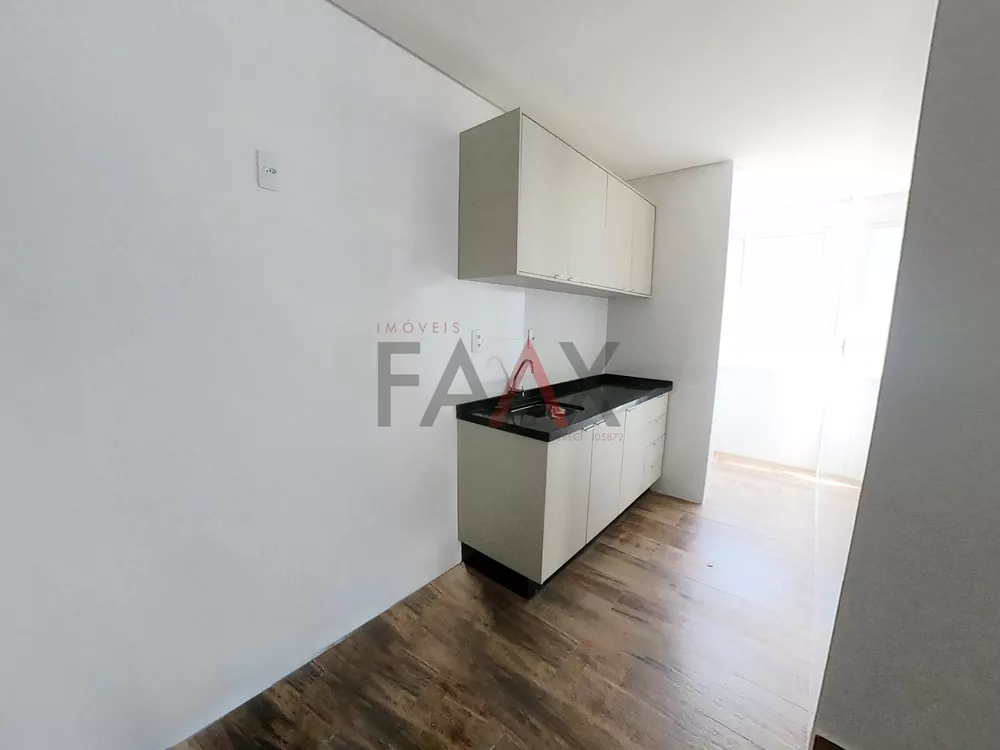 Apartamento à venda com 2 quartos, 58m² - Foto 4