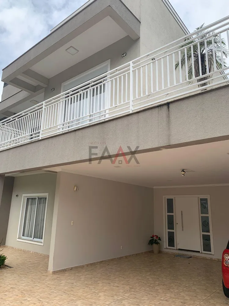 Sobrado, 2 quartos, 327 m² - Foto 1