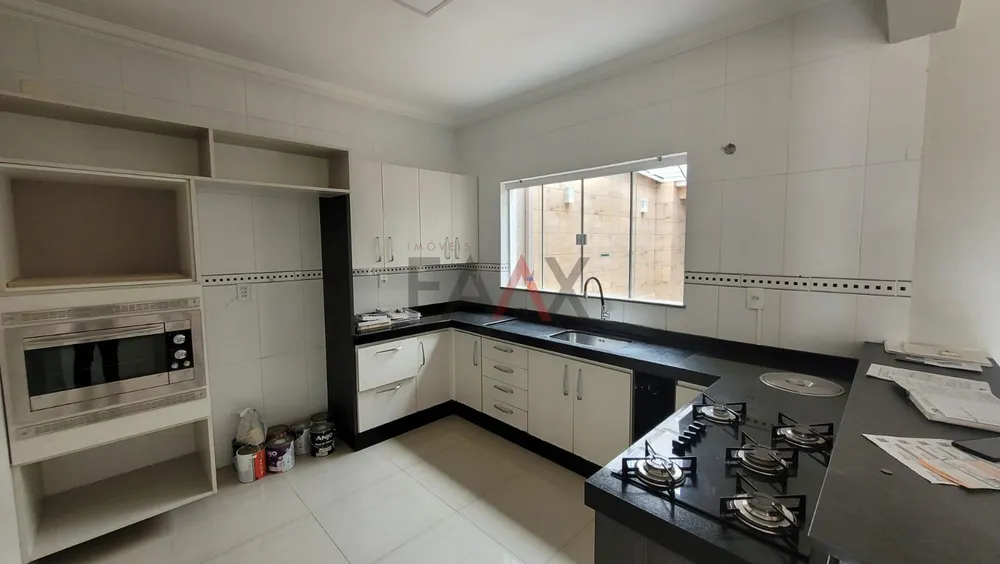 Sobrado, 1 quarto, 300 m² - Foto 3
