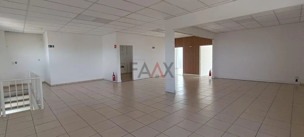 Sala-Conjunto, 330 m² - Foto 1