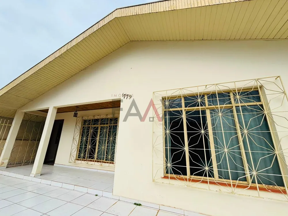 Casa, 3 quartos, 179 m² - Foto 2