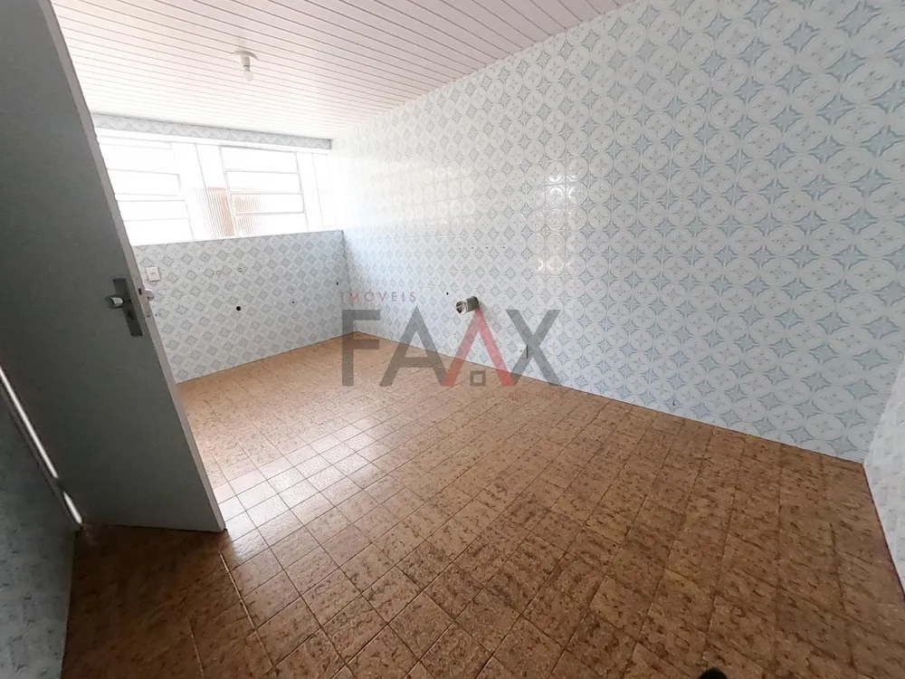 Casa, 2 quartos, 241 m² - Foto 3