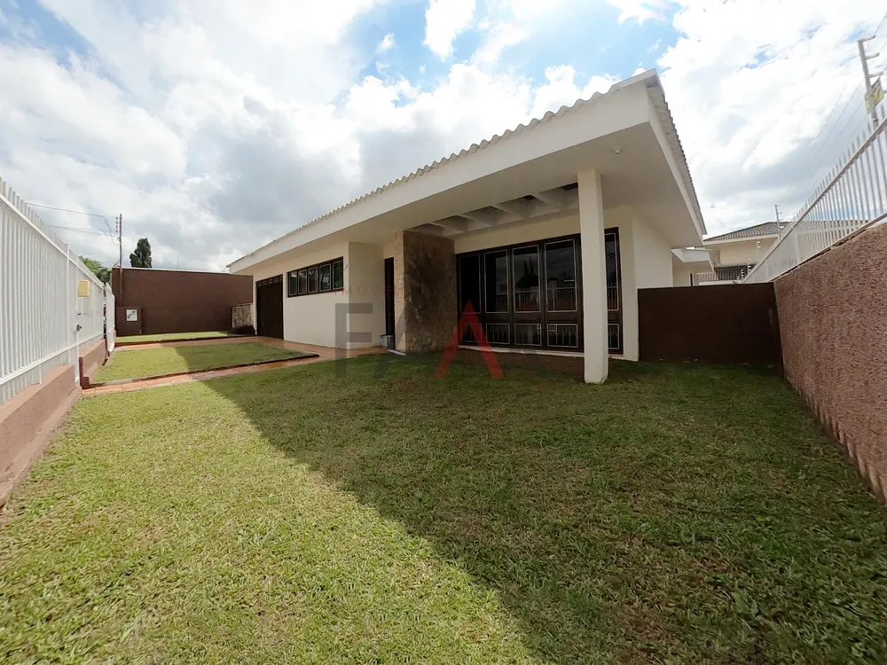 Casa, 2 quartos, 241 m² - Foto 1
