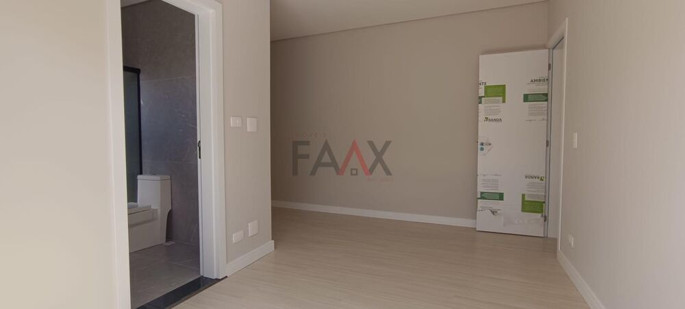 Casa à venda com 2 quartos, 83m² - Foto 4