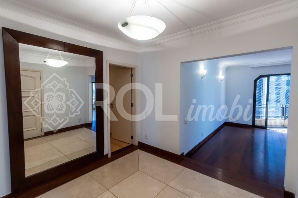 Apartamento, 3 quartos, 240 m² - Foto 2