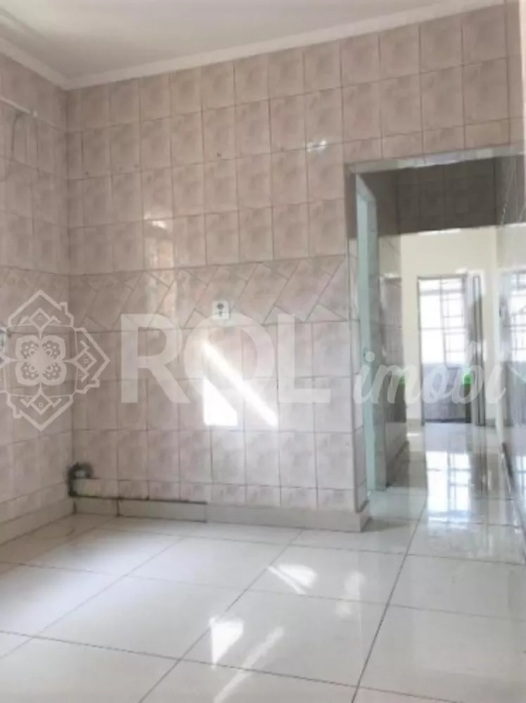 Casa, 2 quartos, 80 m² - Foto 1