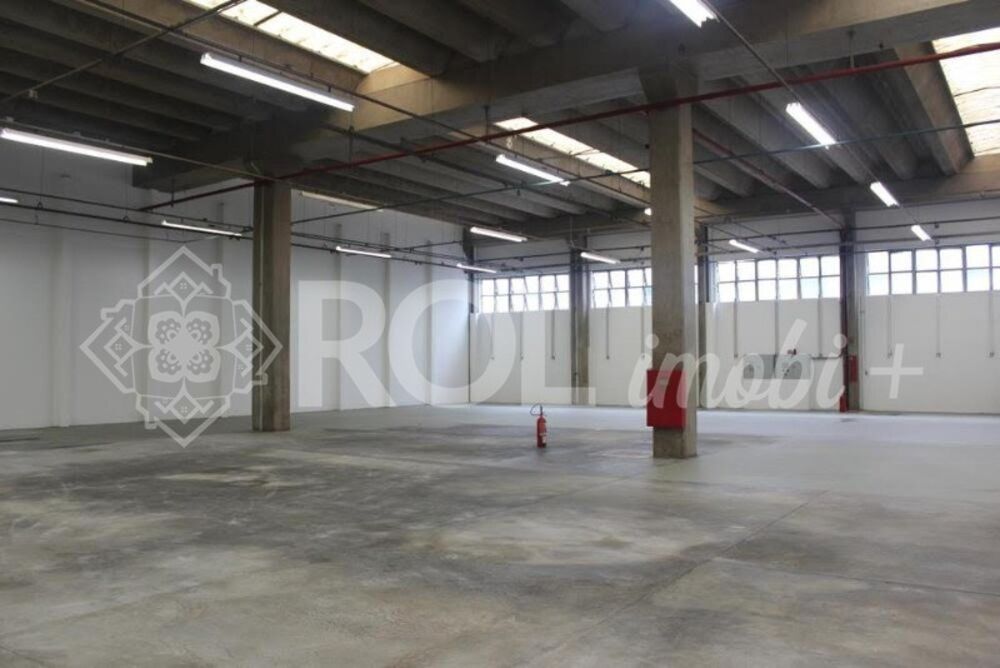 Depósito-Galpão, 2150 m² - Foto 1