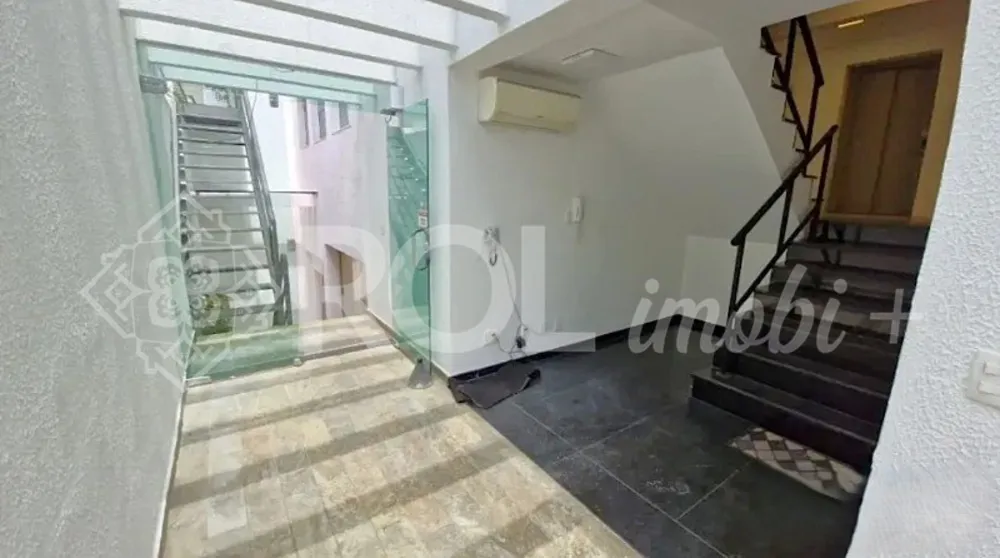 Prédio Inteiro, 580 m² - Foto 1