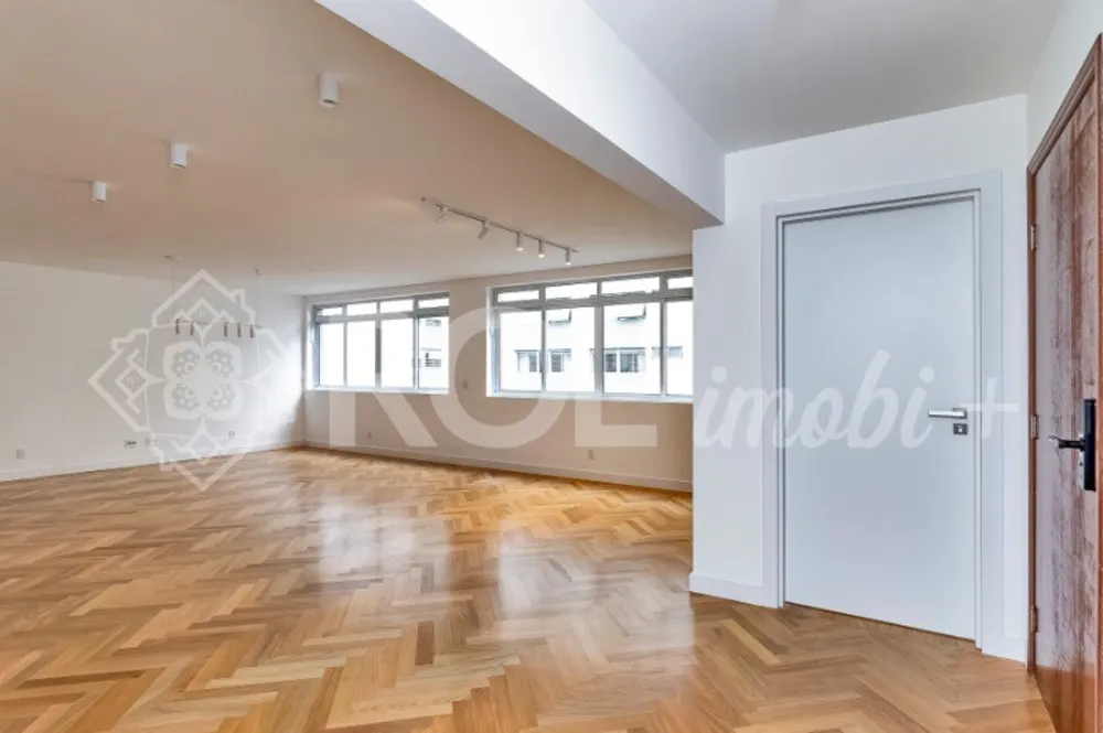 Apartamento, 3 quartos, 158 m² - Foto 1