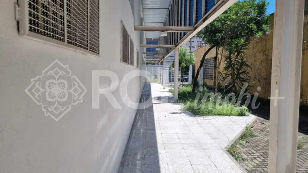 Prédio Inteiro - Foto 1